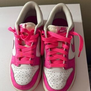 Nike Dunks Hot Pink and White kids Shoes